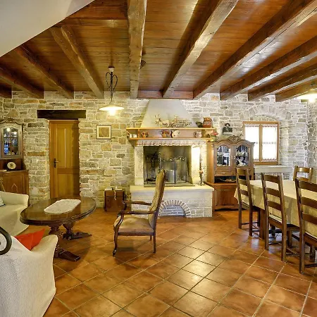 Holiday home Rustic In With Swimming Pool *