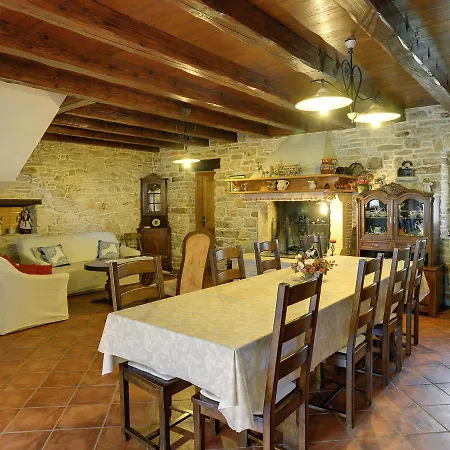 Rustic In With Swimming Pool Holiday home
