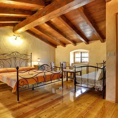 Rustic In With Swimming Pool Holiday home *